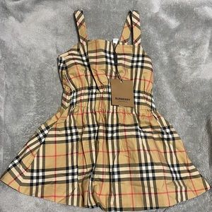burberry dress for girl from 18 months to 2 years runs very small